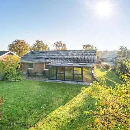 Two Bed House Near @billund Center Apartman *